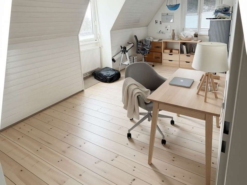 Schlafzimmer/Büro - mit Einric