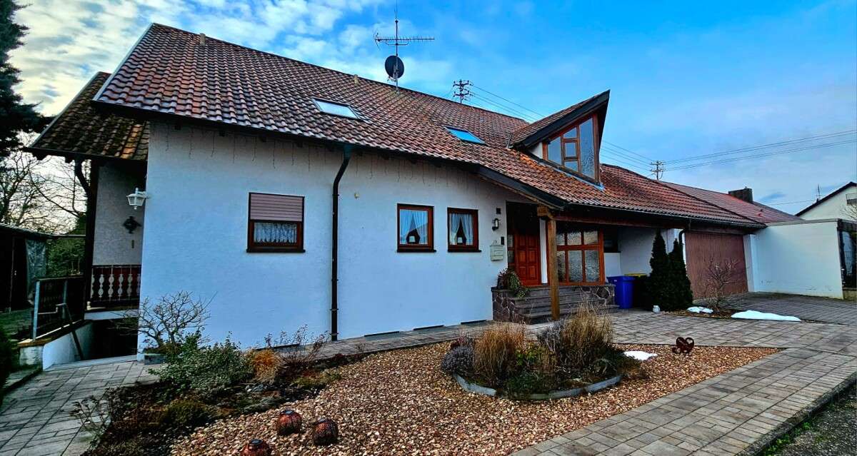 Immobilie in Oedheim - Modernisiertes 3-Familienaus-flexibel für Mehrgenerationen, Eigennutzer & Kapitalanleger - Bild 16