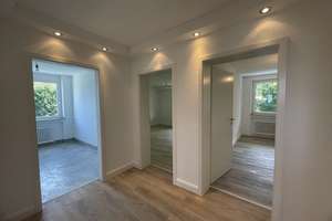 Idealer Grundriss! Renovierte 3-Zimmer-Whg mit Balkon & Garage – 40627 Unterbach, Düsseldorf – Vorschaubild 3
