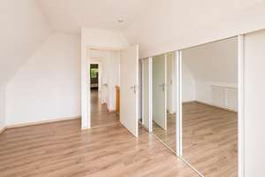 3-Zimmer Maisonette auf zwei Etagen mit herrlichen Südwestbalkon im beliebten Rudow – Die vollständige Adresse der Immobilie erhältst du vom Anbieter., 12357 Rudow, Berlin – Vorschaubild 12