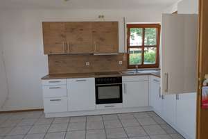 Lebendig wohnen: 2,5-Zimmer-Wohnung mit Balkon in Bad Griesbach – Weghofstr 1, 94086 Bad Griesbach im Rottal – Vorschaubild 3