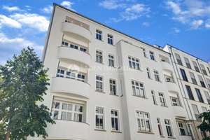 VERMIETET! PROVISIONSFREI! Gut geschnittene 2-Zimmer-Wohnung in Friedrichshain! Top Lage!