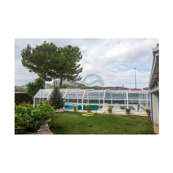 Villa 318, 40 m², Garten, Innenpool, Garage