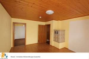 Großes Wohnhaus mit Doppelgarage und viel Potenzial in Neumarkt-Woffenbach – Die vollständige Adresse der Immobilie erhältst du vom Anbieter., 92318 Neumarkt in der Oberpfalz – Vorschaubild 27