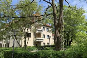 Möblierte 3-Zimmer-Wohnung mit Balkon und TG-Stellplatz in München-Moosach (provisionsfrei)