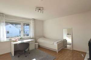 Gepflegte 3-ZKB Wohnung im Zentrum von Pforzheim ! – Hegelstraße 18, 75175 Südoststadt, Pforzheim – Vorschaubild 3
