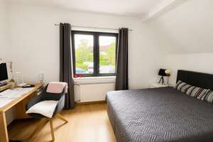 Freistehendes Einfamilienhaus mit Garage und großem Garten in Angermund – Die vollständige Adresse der Immobilie erhältst du vom Anbieter., 40489 Angermund, Düsseldorf – Vorschaubild 10
