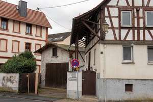 Renovierungsbedürftiges Haus mit 4 Zimmern in Hofheim. Baugenehmigung für 3 WE ist vorhanden!  – Alt Lorsbach 3, 65719 Hofheim am Taunus – Vorschaubild 5