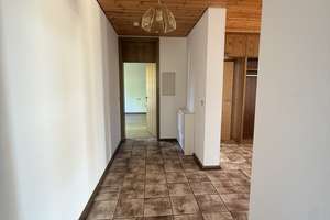 Großzügige 5-Zimmer-Splitlevel-Wohnung mit 153 m², Balkon, Garten und Kaminofen – Kirchweg 8, 75323 Bad Wildbad – Vorschaubild 21