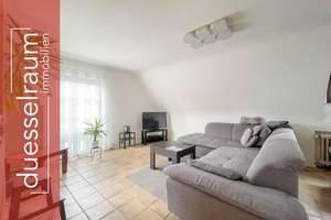 Duisburg-Buchholz: helle Maisonette-Wohnung mit Balkon und Blick ins Grüne in ruhiger Wohnlage