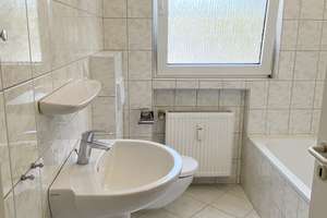 Drei und sofort frei!  - Attraktive schöne Grünlage Bad Godesberg. – Die vollständige Adresse der Immobilie erhältst du vom Anbieter., 53177 Pennenfeld, Bonn – Vorschaubild 5