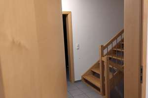 Verkauft wird ein großzügiges Einfamilienhaus mit Garage in ruhiger Wohnlage – Die vollständige Adresse der Immobilie erhältst du vom Anbieter., 86836 Untermeitingen – Vorschaubild 10