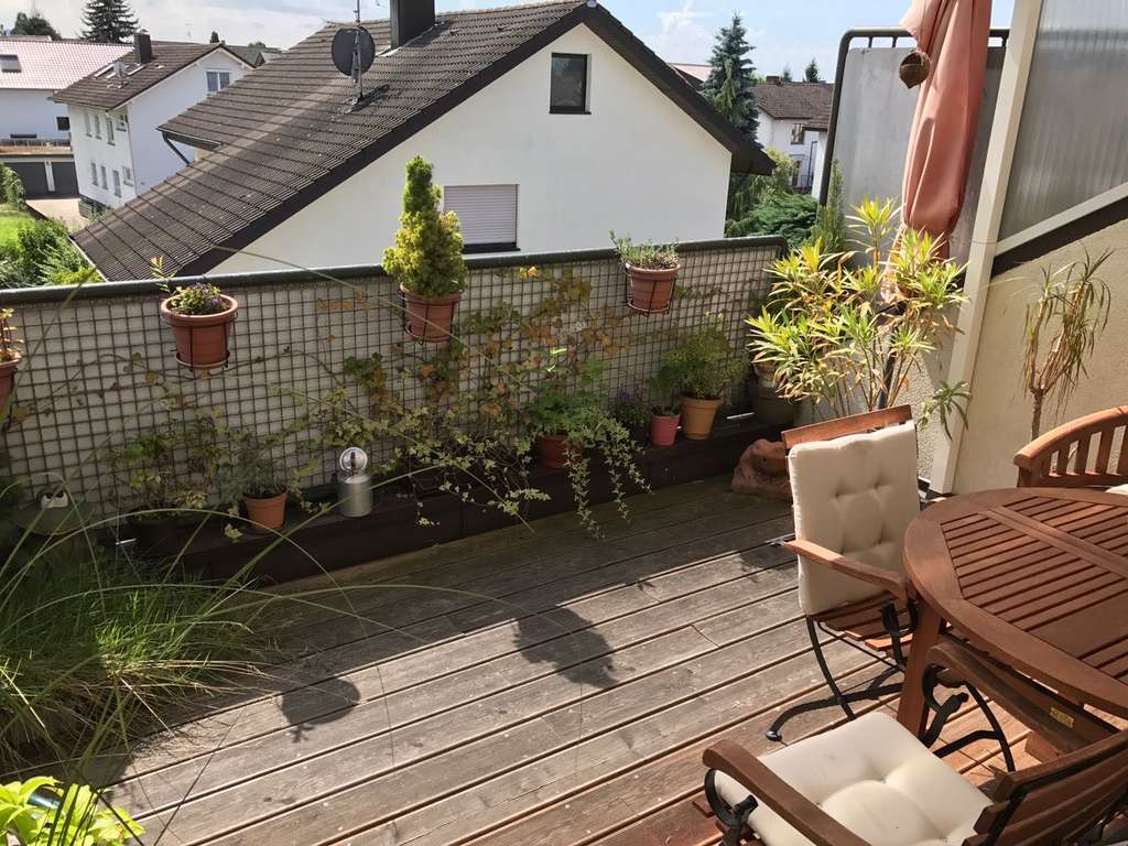 Immobilie in Ottersweier - Gepflegte 2,5-Zimmer Dachgeschosswohnung in Ottersweier - Bild 1