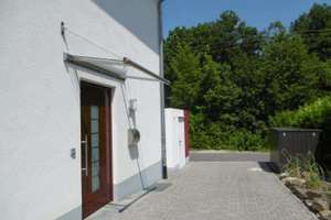 Architektenhaus am Waldrand, teilmöbliert, Pool, A+ Energie, Keller – Am Ziegelacker 1i, 91080 Marloffstein – Vorschaubild 4