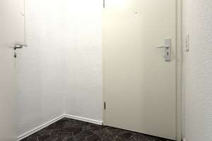 ++ SANIERTE EG-WOHNUNG mit EINBAUKÜCHE + WASCHMASCHINE ++ – Honsberger Str. 85 EG rechts, 42853 Altstadt, Remscheid – Vorschaubild 11