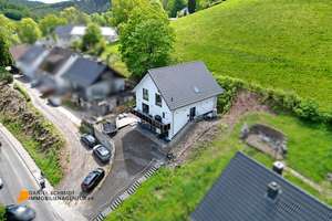 Neuwertiges & modernes Einfamilienhaus mit besonderem Grundstückskonzept auf drei Ebenen – Die vollständige Adresse der Immobilie erhältst du vom Anbieter., 51645 Gummersbach – Vorschaubild 19