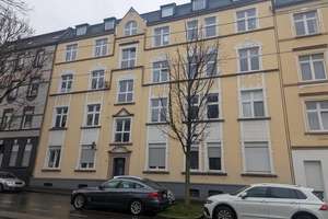 Moderne und helle 4,5-Zimmer-Wohnung mit zwei Bädern