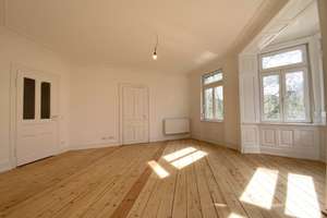 Attraktive und großflächige 3-Zimmer-Altbauwohnung im Stuttgarter Süden – Die vollständige Adresse der Immobilie erhältst du vom Anbieter., 70180 Lehen, Stuttgart – Vorschaubild 3