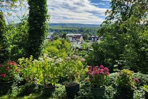 Einzigartiges Einfamilienhaus mit parkähnlichem Grundstück und Pool in Traumlage am Bübinger Berg – Stadtverband Saarbrücken (Kreis) – Vorschaubild 22
