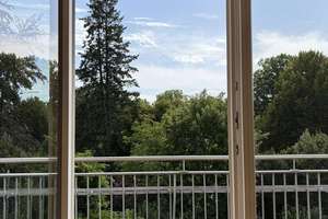 Helle Dachgeschosswohnung mit weitläufigem Grünblick in Köln-Marienburg – 50968 Marienburg, Köln – Vorschaubild 4
