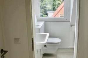 Saniertes Studio mit Charme – helle Dachgeschosswohnung in ruhiger Lage von Essen-Frillendorf – Bornickswiese 7, 45139 Frillendorf, Essen – Vorschaubild 6