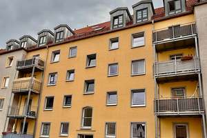 Natur trifft Kapital – gepflegte 2-Zi-Wohnung mit Balkon für Anleger & Eigennutzer – Die vollständige Adresse der Immobilie erhältst du vom Anbieter., 86153 Am Schäfflerbach, Augsburg – Vorschaubild 1