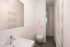 Charmante 2-Zimmer Altbauwohnung mit Terrasse und Privatgarten – Die vollständige Adresse der Immobilie erhältst du vom Anbieter., 10555 Moabit, Berlin – Vorschaubild 7