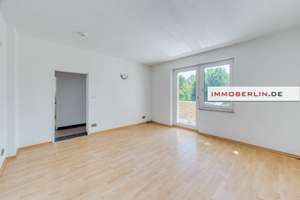 IMMOBERLIN.DE - Lichtdurchflutete Wohnung mit Südwestbalkon & Pkw-Stellplatz – Die vollständige Adresse der Immobilie erhältst du vom Anbieter., 12279 Marienfelde, Berlin – Vorschaubild 2