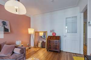 2 Zimmer mit Balkon in Eimsbüttel in historischem Altbau  – Die vollständige Adresse der Immobilie erhältst du vom Anbieter., 20255 Eimsbüttel (Ortsteil), Hamburg – Vorschaubild 3
