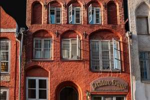 Verkauf eines Wohn-und Geschäftshauses in der Fischergrube 16 - 18 in der Lübecker Altstadt – Die vollständige Adresse der Immobilie erhältst du vom Anbieter., 23552 Innenstadt, Lübeck – Vorschaubild 2