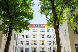 Investment-Chance: Vermietete 3-Zi.-Wohnung, Loggia & Balkon, Steglitz-Zehlendorf | provisionsfrei – Markelstrasse 39, 12163 Steglitz, Berlin – Vorschaubild 3