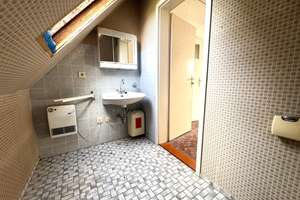 Sanierungsbedürftiges Einfamilienhaus auf einem großen Grundstück – Die vollständige Adresse der Immobilie erhältst du vom Anbieter., 26123 Donnerschwee, Oldenburg (Oldenburg) – Vorschaubild 27