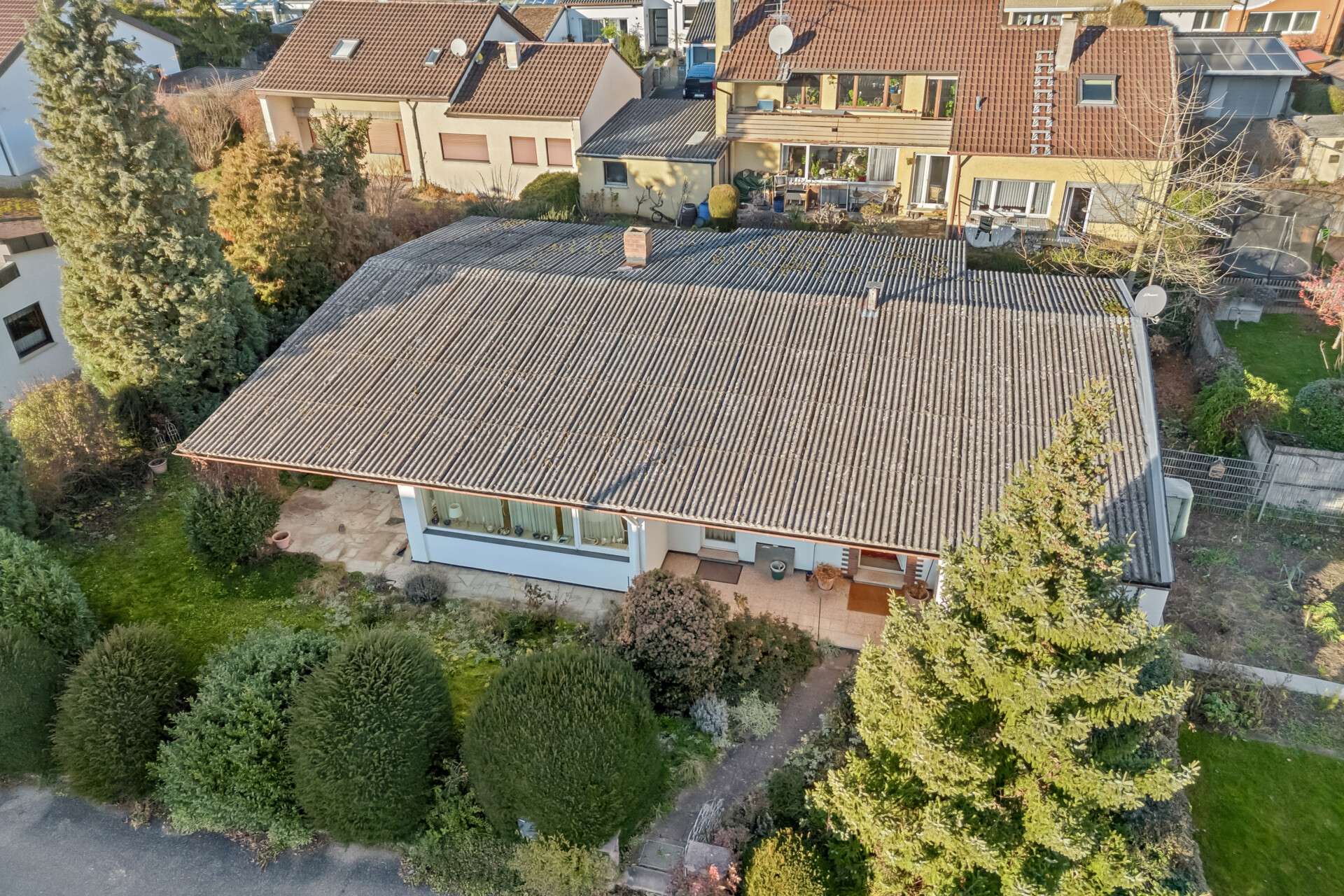 Traum-Bungalow, Sanierungsbedürftig in bester Lage Markgröningens, Ludwigsburg Kreis – Bild 3