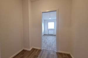 Ab 01.05.2026*Frisch renovierte 5 Zimmer-Wohnung im Hochparterre, 2 Bäder und Balkon! – Ringstraße 181, 4209 Grünau-Mitte, Leipzig – Vorschaubild 16