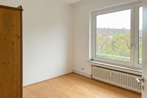 Stilvolle Wohnung mit optimalem Lichteinfall und Blick ins Grüne – Die vollständige Adresse der Immobilie erhältst du vom Anbieter., 40239 Düsseltal, Düsseldorf – Vorschaubild 5
