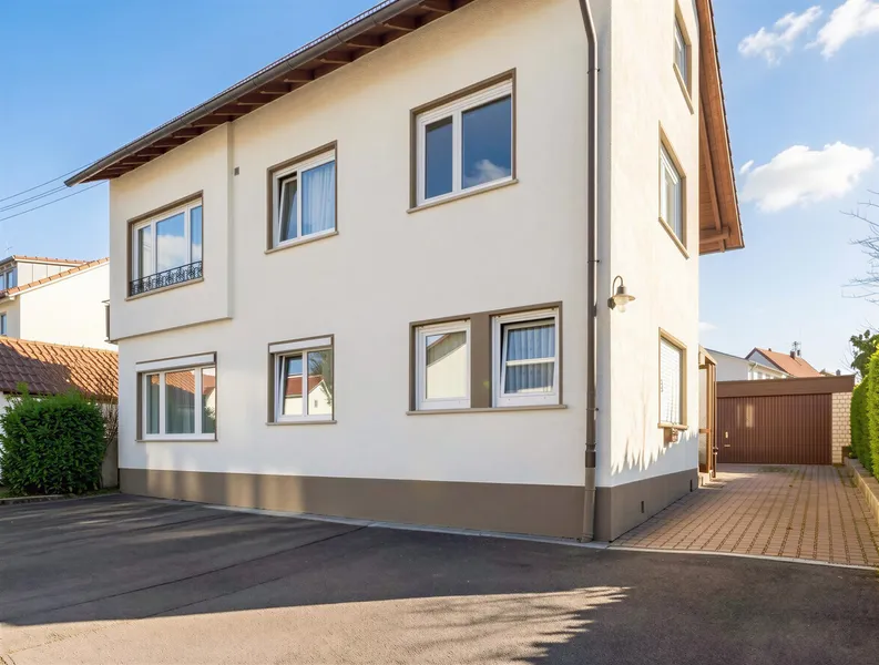 3Rm Multi-family House – Kusterdingen – 3 units, renovated