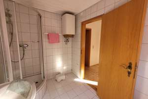 Doppelhaushälfte mit kleinem, eingezäuntem Garten und EBK in Neuenbürg - Nichtraucher bevorzugt - – Die vollständige Adresse der Immobilie erhältst du vom Anbieter., 75305 Neuenbürg – Vorschaubild 19