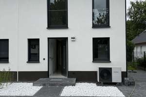 Ihr neues Zuhause: Exklusive Neubau-Doppelhaushälfte mit luxuriöser Ausstattung–sofort bezugsfertig – Die vollständige Adresse der Immobilie erhältst du vom Anbieter., 15827 Blankenfelde-Mahlow – Vorschaubild 5