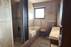 Property thumbnail 12