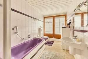 Schickes Wohnhaus mit reichlich Platz und großem Grundstück! – Die vollständige Adresse der Immobilie erhältst du vom Anbieter., 66497 Contwig – Vorschaubild 9