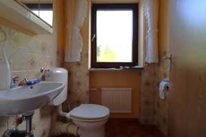 Geräumiges Zweifamilienhaus mit gemütlichem Garten und Garage – Ansbach (Kreis) – Vorschaubild 8