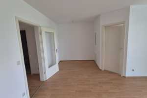Ruhige und helle, renovierte 2 Zimmer-Wohnung mit Balkon in Röthenbach/Schweinau – Nürnberg – Vorschaubild 5