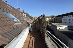 Frisch renovierte 2-Zi.-DG-Whg. mit neuem Boden und Balkon – Kleine Hakenstr. 6 a, 42283 Barmen, Wuppertal – Vorschaubild 6