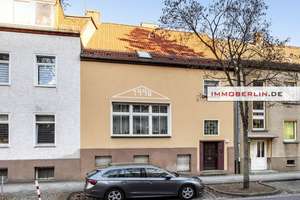 IMMOBERLIN.DE - Charmantes Stadthaus mit Sonnengarten & Ausbaupotenzial in familienfreundlicher Lage – Die vollständige Adresse der Immobilie erhältst du vom Anbieter., 15517 Fürstenwalde/Spree – Vorschaubild 1