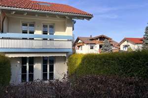 Einmalige Gelegenheit
Charmantes Reihenendhaus mit DG. Studio Hochgratblick Bestlage von Oberstaufe – Die vollständige Adresse der Immobilie erhältst du vom Anbieter., 87534 Oberstaufen – Vorschaubild 3