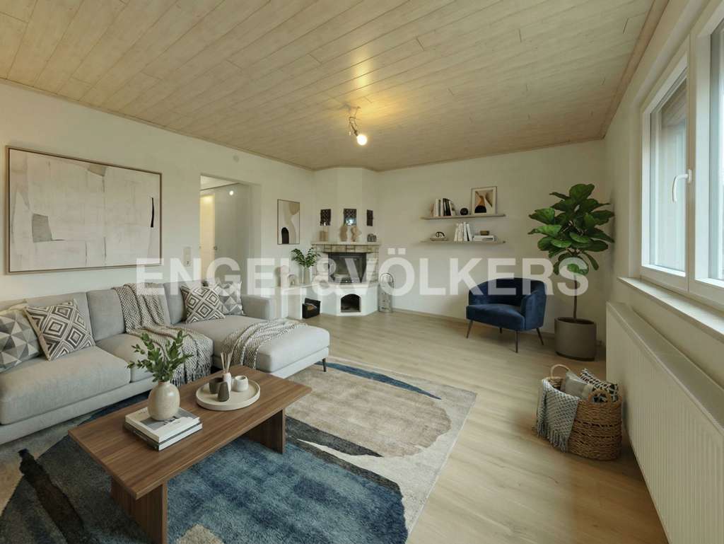 Immobilie in Röthlein - Freistehendes Einfamilienhaus mit modernisiertem Erdgeschoss neuer Heizung und riesigem Garten! - Bild 1