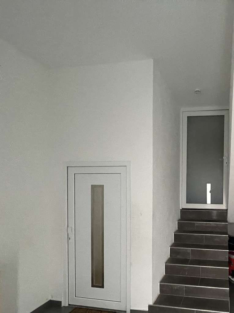 Immobilie in Riederich - Riederich, 4-Familienhaus (2mal2 Wohnungen),  Dachterrassen und Stellplätze - Bild 2