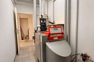 Großes Einfamilienhaus - Baujahr 2006 - mit 1.916 m² Grundstück, Doppelgarage & Homeoffice-Potenzial – Krottenseer Hauptstraße 14, 91284 Neuhaus an der Pegnitz – Vorschaubild 52