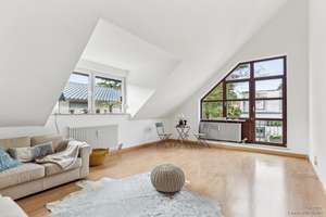 Gemütliche 2,5-Zimmer-Maisonette-Wohnung unweit des Michaeliparks in ruhiger Lage mit Westbalkon – Die vollständige Adresse der Immobilie erhältst du vom Anbieter., 81825 Berg am Laim Ost, München – Vorschaubild 1