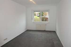 Schöne Wohnung mit Weitblick schöner Lage von Trier-Ruwer
mit viel Grün – Die vollständige Adresse der Immobilie erhältst du vom Anbieter., 54292 Ruwer/Eitelsbach, Trier – Vorschaubild 9